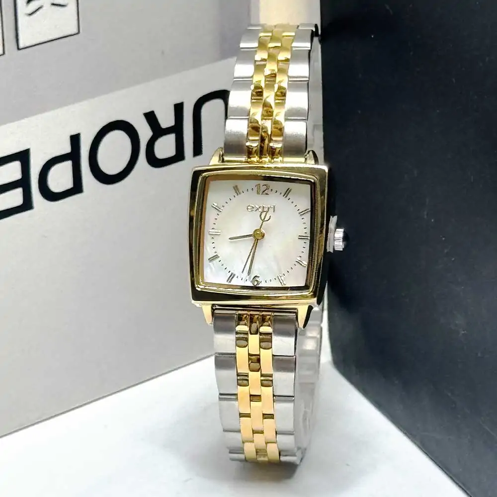 ساعت مچی زنانه اکستری EXTRI X1057-B رنگ طلایی نقره ای صدفی