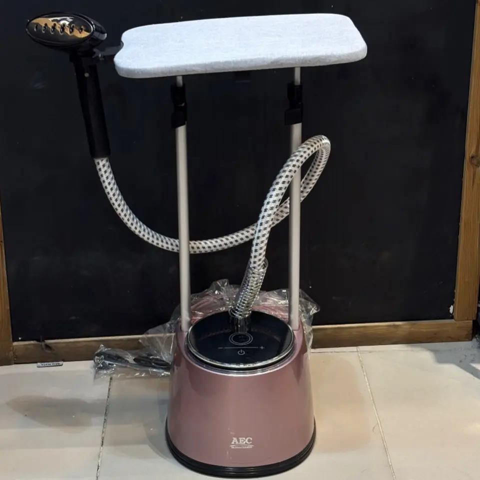 اتو بخار ایستاده AEC720/بخارگر ایستاده/اتو/بخارگرایستاده/بخارگر/بخارگر ایستاده/اتو مخزن دار/اتو مخزندار/اتو پرسی/بخارگر دستی/
