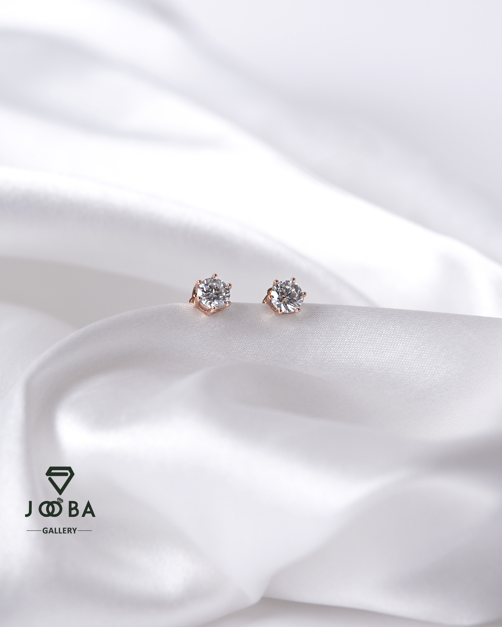 گوشواره میخی گوشواره تک نگین طلایی