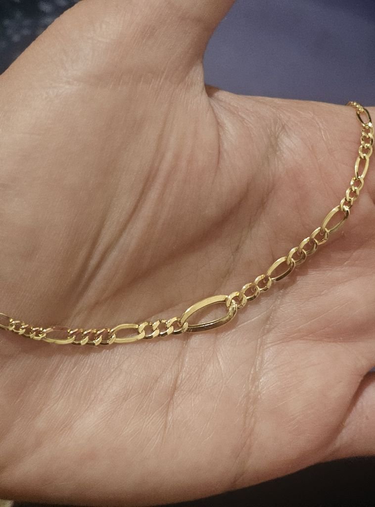 گردنبند طلا 18 عیار طرح کارتیر زنجیر فیگارو وزن 2.57 گرم